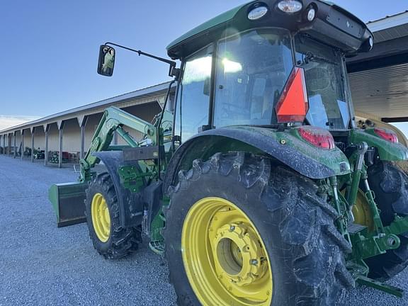 Image of John Deere 5105M equipment image 1