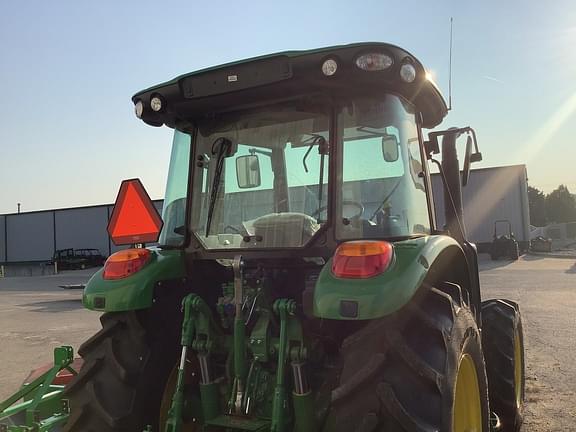 Image of John Deere 5105M equipment image 3