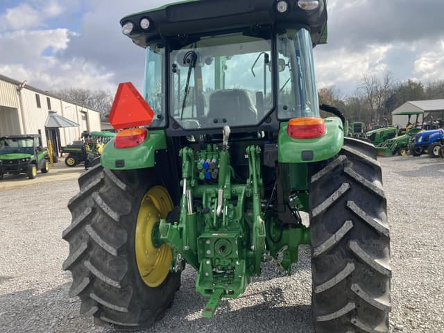 Image of John Deere 5105M equipment image 4
