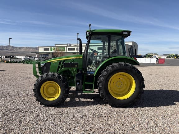 Image of John Deere 5105M equipment image 1