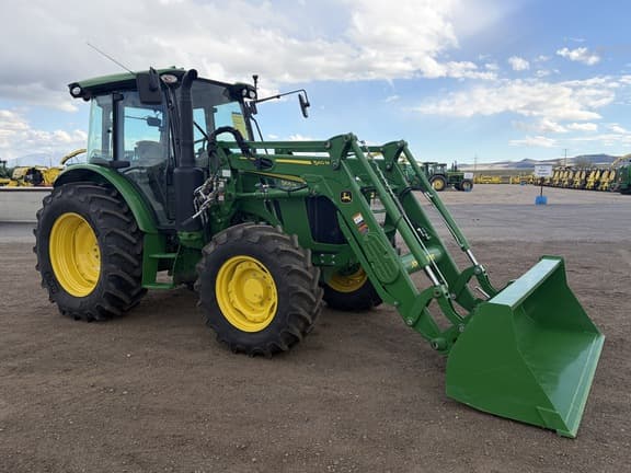 Image of John Deere 5105M equipment image 2