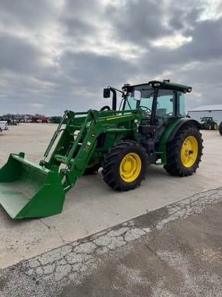 Image of John Deere 5105M equipment image 1
