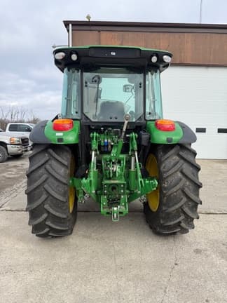 Image of John Deere 5105M equipment image 2