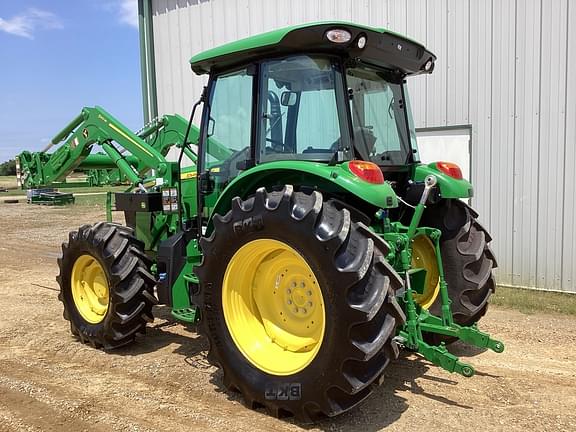 Image of John Deere 5105M equipment image 2