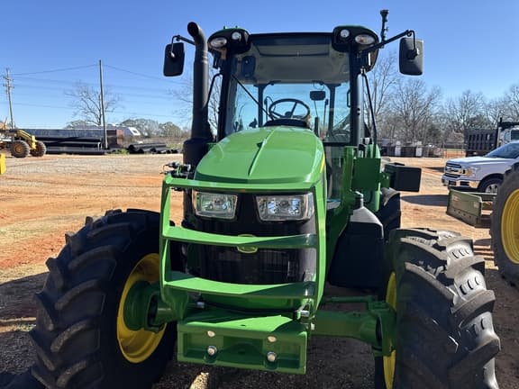Image of John Deere 5105M equipment image 1