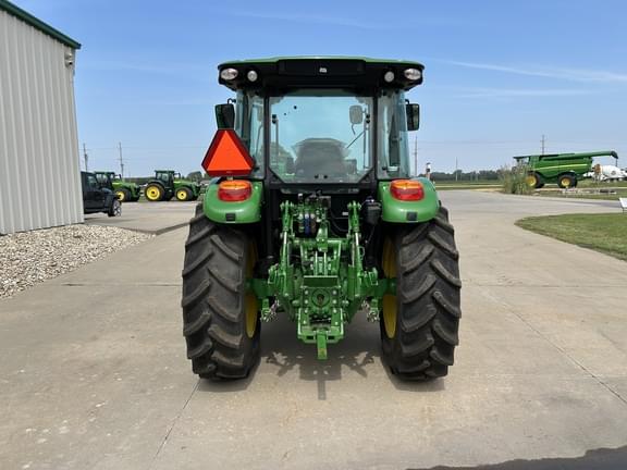 Image of John Deere 5105M equipment image 3