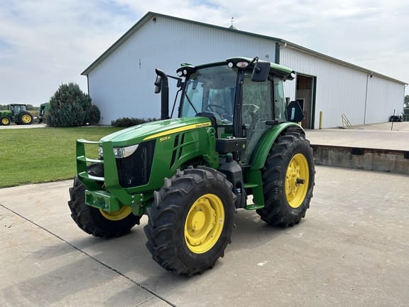 2024 John Deere 5105M Equipment Image0