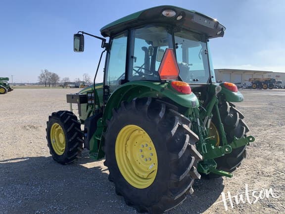 Image of John Deere 5105M equipment image 3