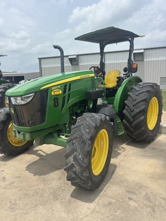 Image of John Deere 5120M equipment image 1