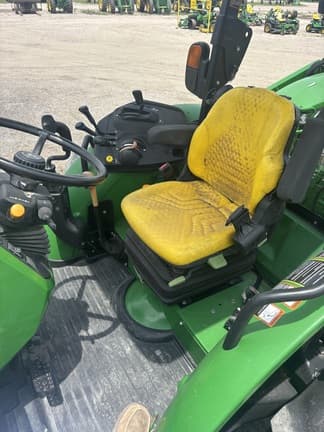 Image of John Deere 5120M equipment image 3