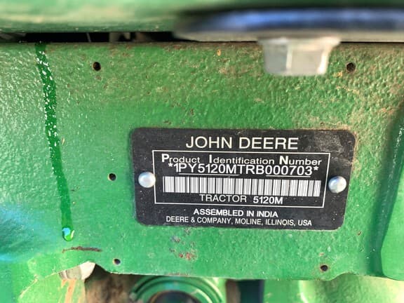 Image of John Deere 5120M equipment image 4