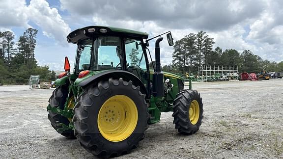 Image of John Deere 5120M equipment image 2