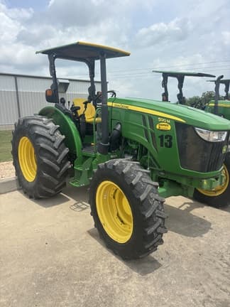 Image of John Deere 5120M equipment image 1