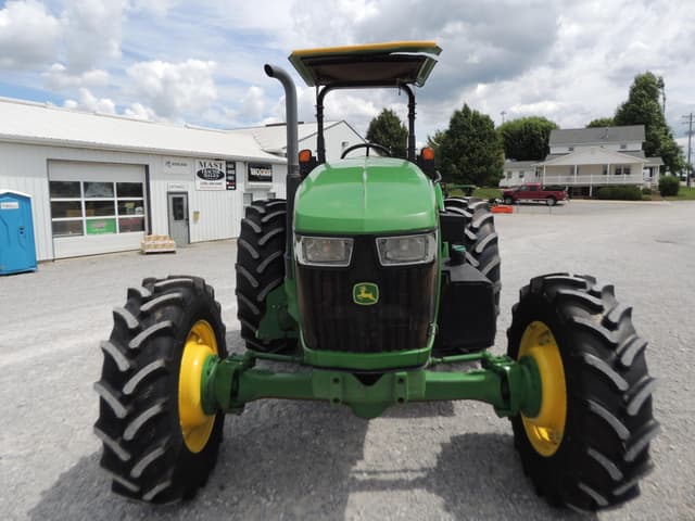 Image of John Deere 5120M equipment image 4
