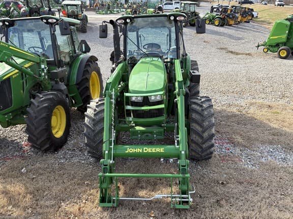 Image of John Deere 5120M equipment image 1