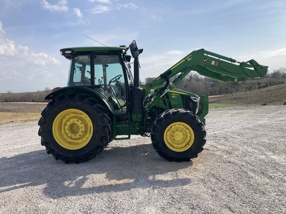 Image of John Deere 5120M equipment image 2