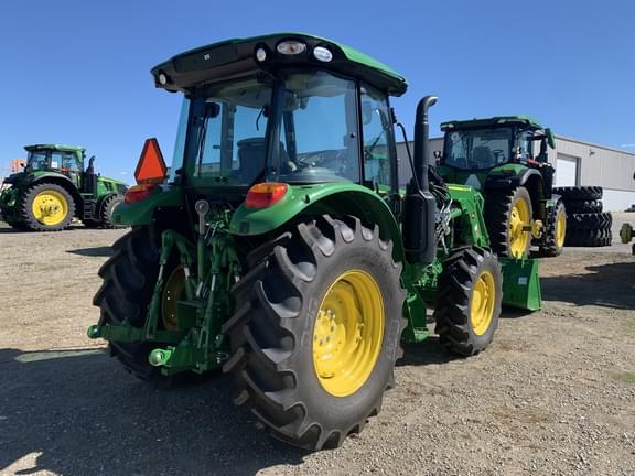 Image of John Deere 5120M equipment image 2