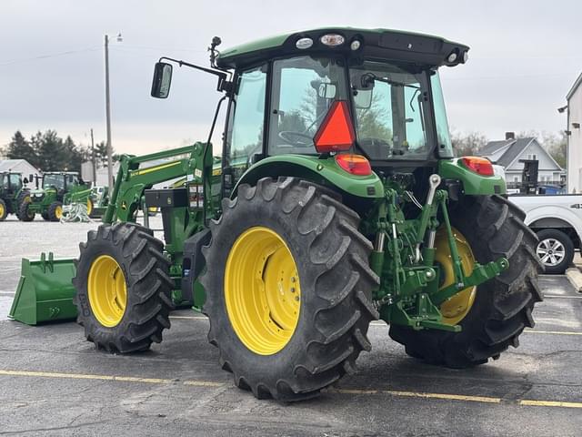Image of John Deere 5120M equipment image 3