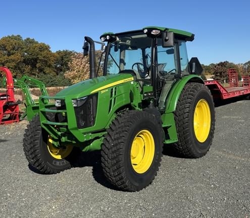 Image of John Deere 5120M equipment image 1