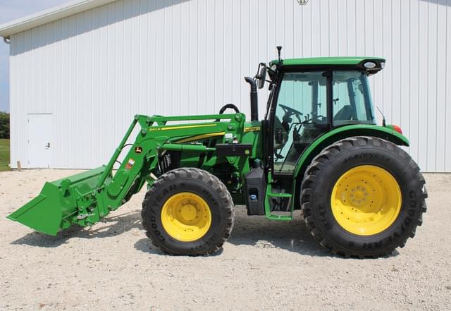 Image of John Deere 5120M equipment image 2