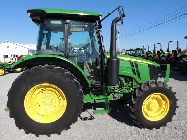 Image of John Deere 5120M equipment image 3
