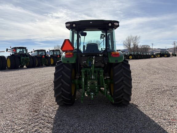 Image of John Deere 5120M equipment image 3
