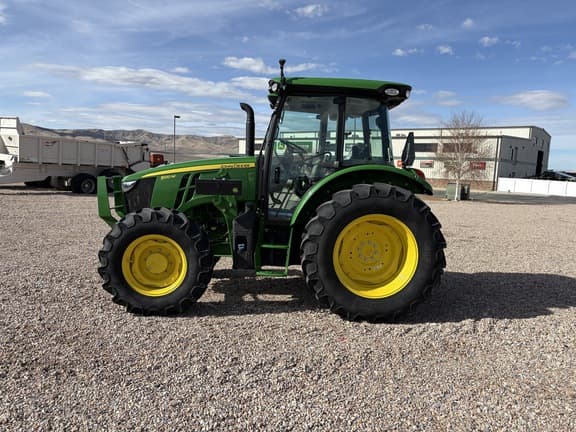 Image of John Deere 5120M equipment image 1