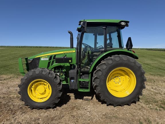 Image of John Deere 5120M Primary image
