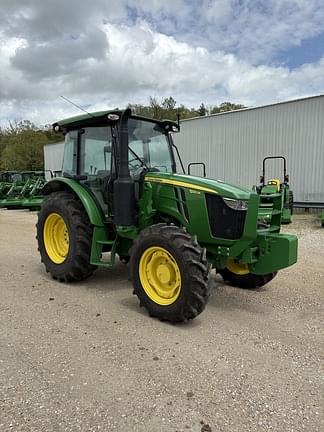 Image of John Deere 5120M equipment image 1