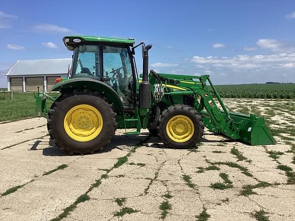 Image of John Deere 5120M equipment image 2