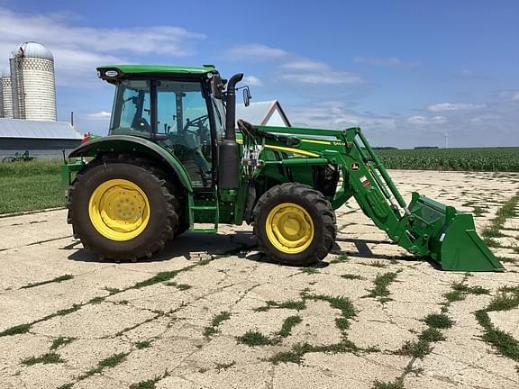 Image of John Deere 5120M equipment image 3