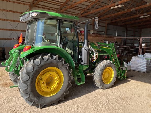 Image of John Deere 5120M equipment image 2
