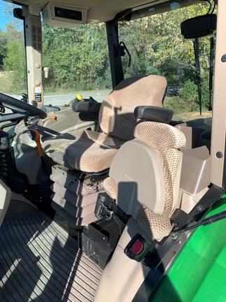 Image of John Deere 5120M equipment image 4
