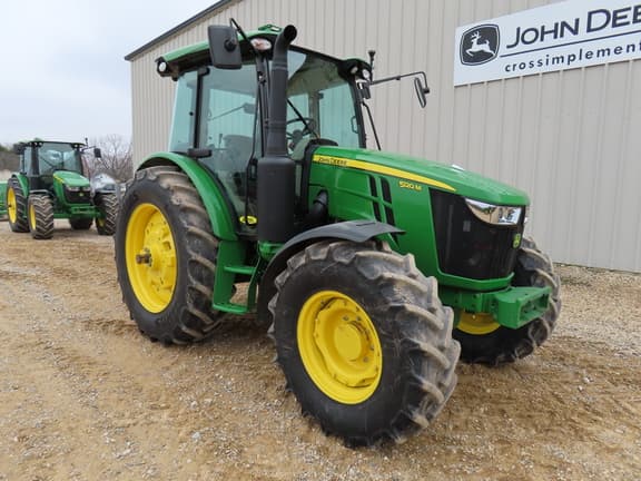 Image of John Deere 5120M equipment image 1