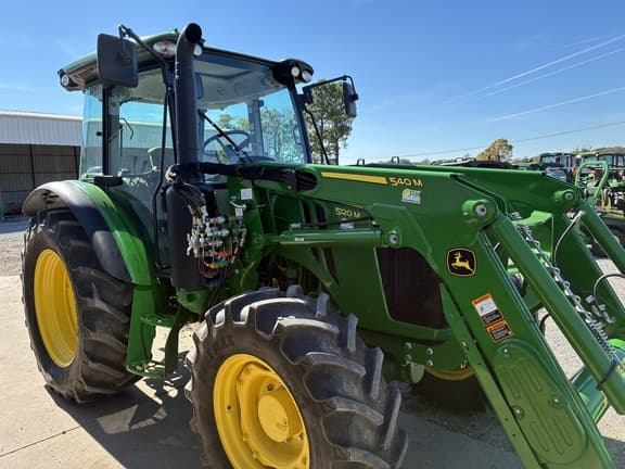 Image of John Deere 5120M equipment image 1