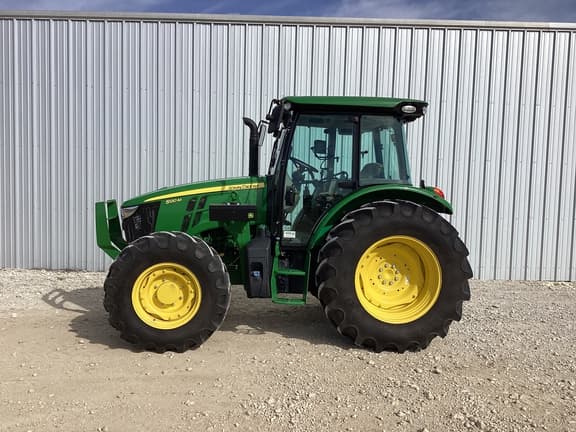 Image of John Deere 5120M Primary image