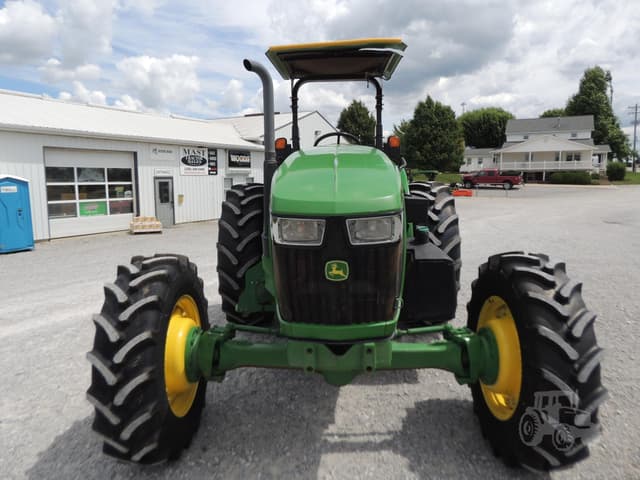 Image of John Deere 5120M equipment image 4