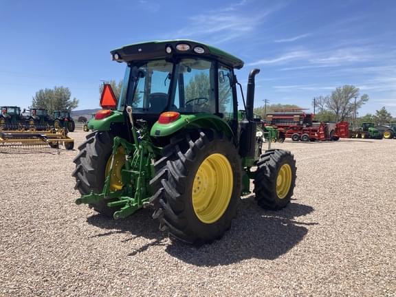 Image of John Deere 5120M equipment image 4