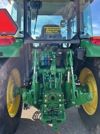 Image of John Deere 5120M equipment image 3