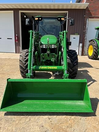 Image of John Deere 5120M equipment image 3