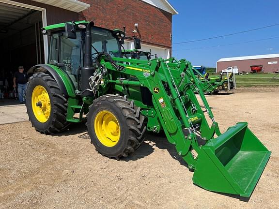Image of John Deere 5120M equipment image 1