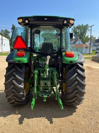 Image of John Deere 5120M equipment image 4