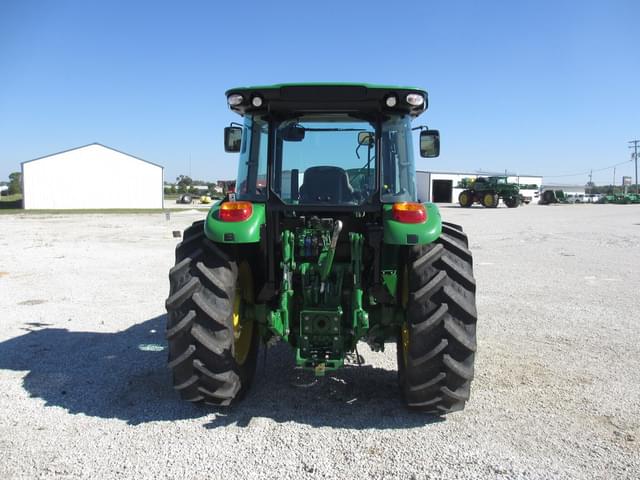 Image of John Deere 5120M equipment image 4