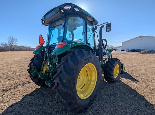 Image of John Deere 5120M equipment image 3