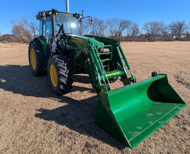 Image of John Deere 5120M equipment image 3