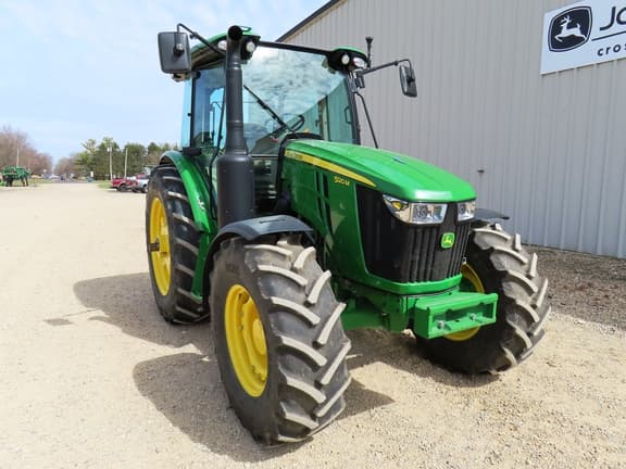 Image of John Deere 5120M equipment image 4