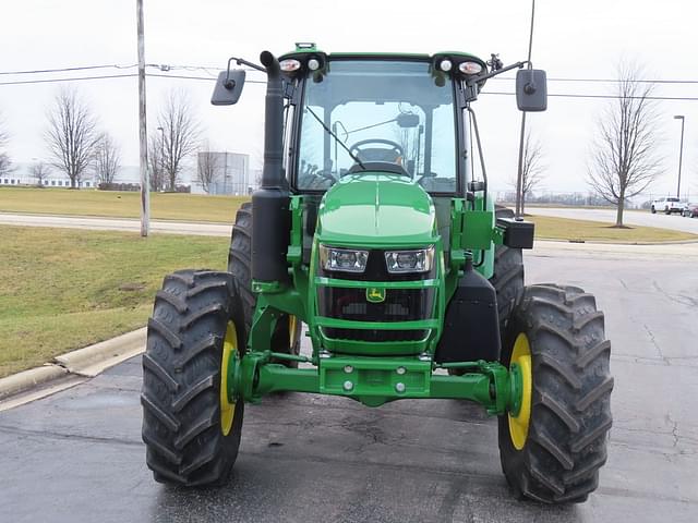 Image of John Deere 5120M equipment image 1