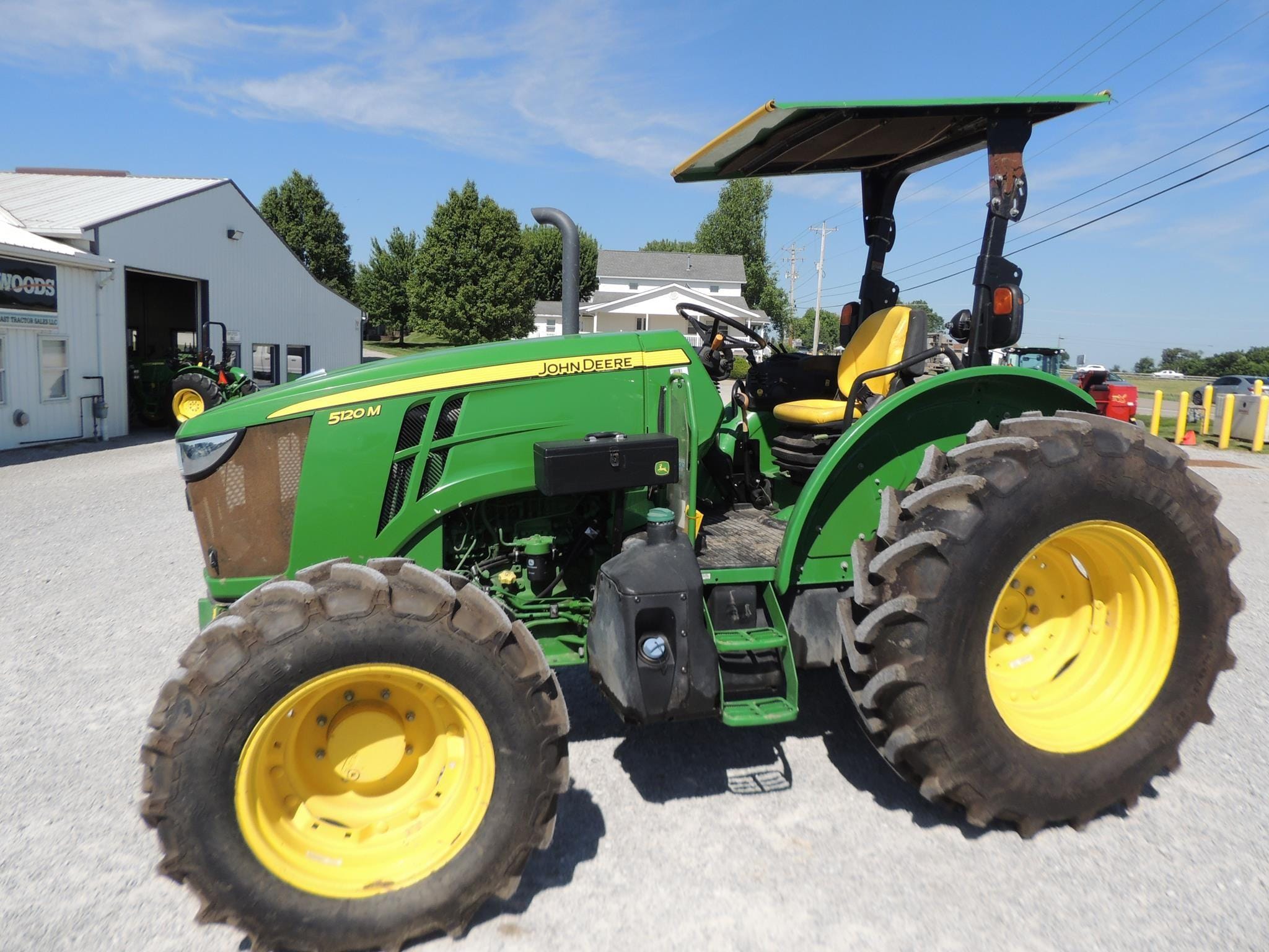 2024 John Deere 5120M Equipment Image0