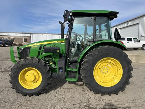 Image of John Deere 5120M equipment image 1