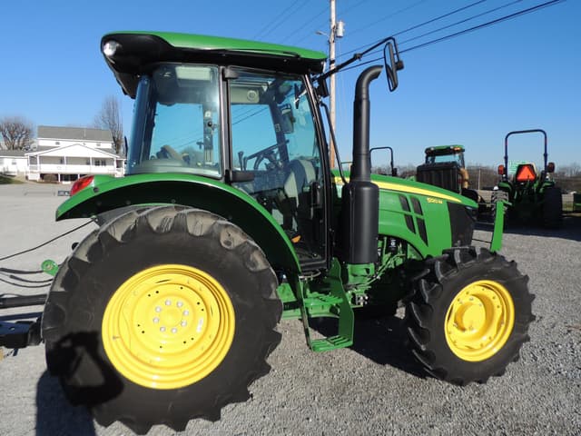 Image of John Deere 5120M equipment image 3